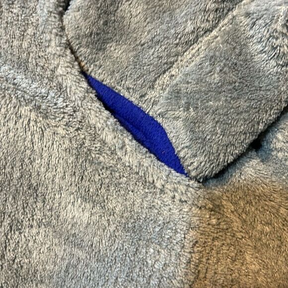Patagonia pullover Polartec Medium Gray/ Blue Re-Tooled Quarter Snap - Picture 4 of 6